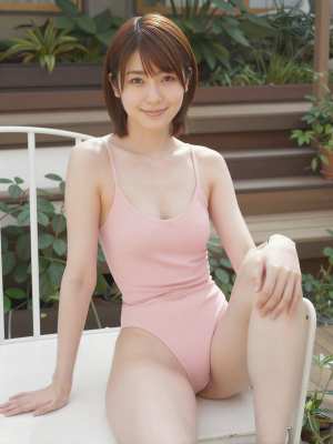 ピンクの水着を着た若手女性の美しいポートレート