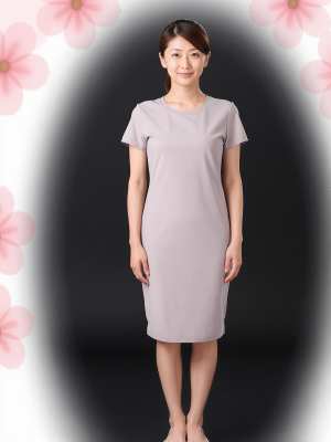 シンプルで上品な女性ポートレート