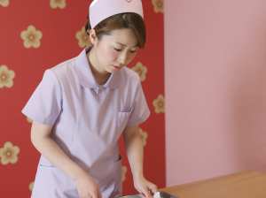 キャバクラの女性スタッフのポートレート