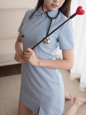 医療制服を着た女性ポートレート