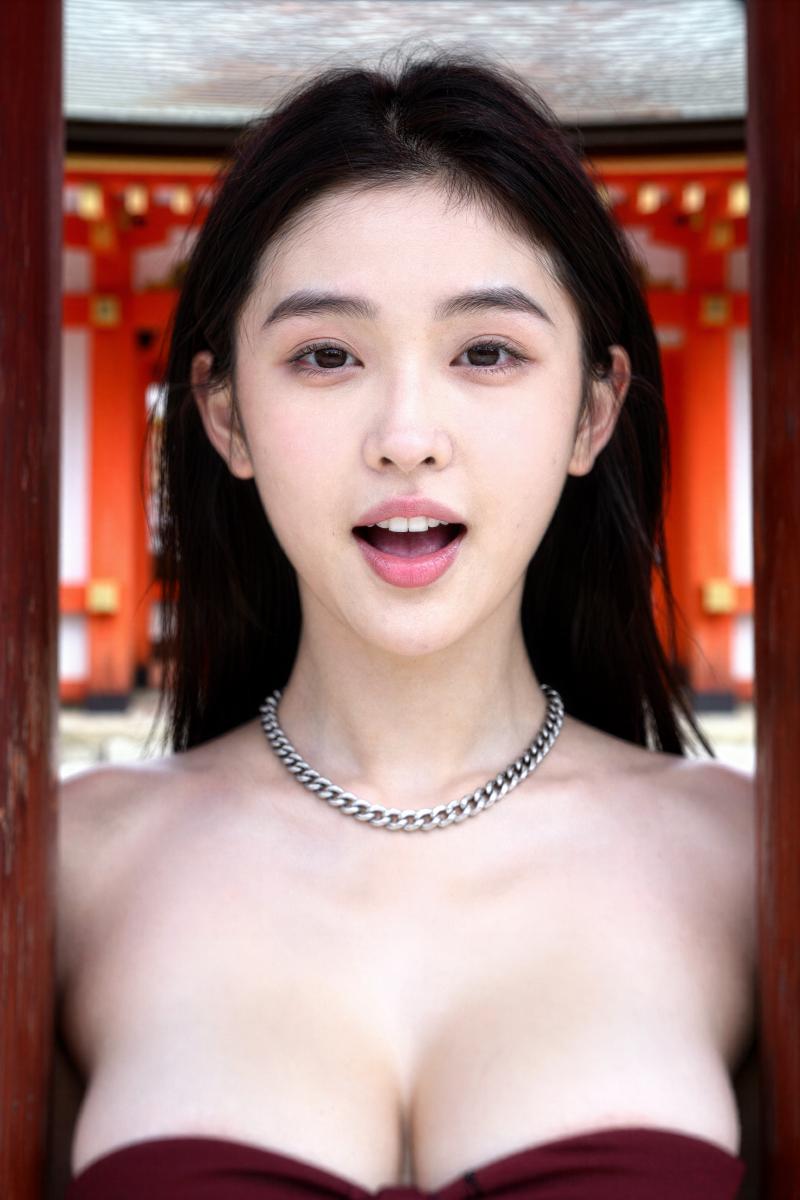 女性モデルのフリー素材