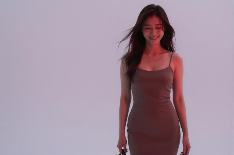 求人: 輝く都会の横顔