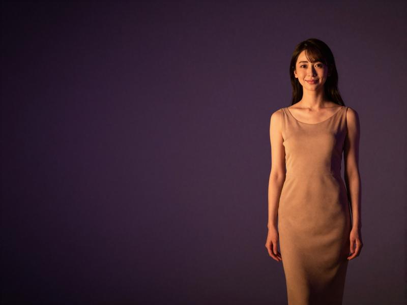 求人バナー素材: 紫グラデと女性