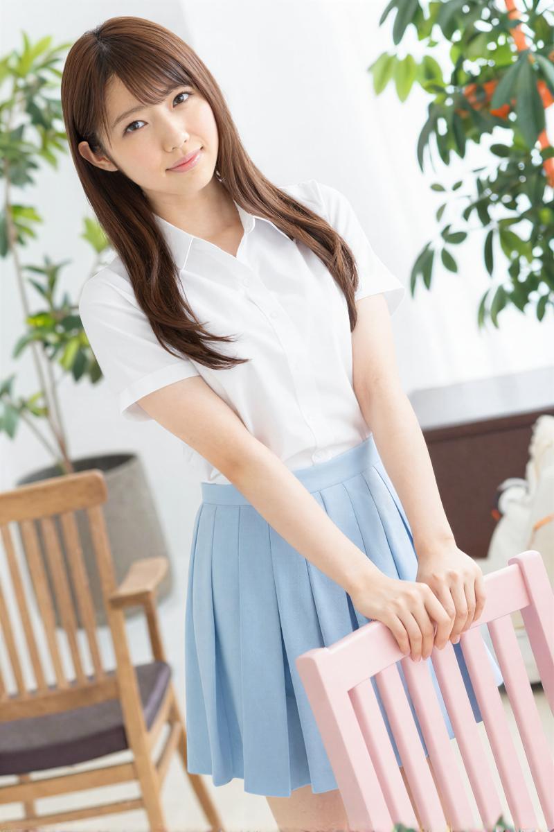 爽やか制服美少女の笑顔