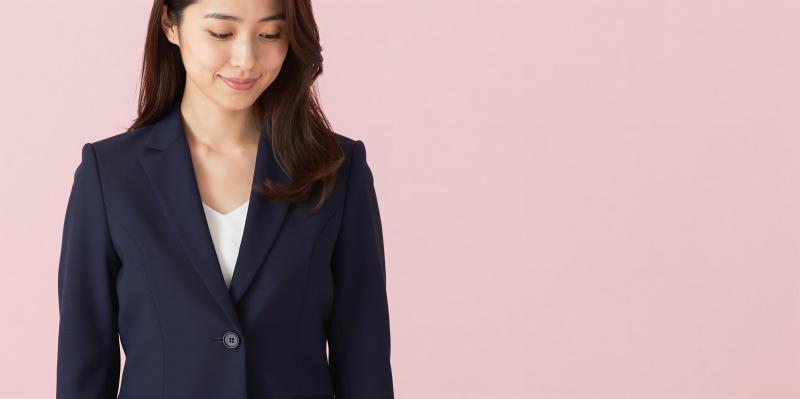 ビジネススーツを着た女性ポートレート